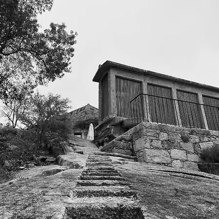 Quarto em Acomodações Particulares Azenha Do Tio Luís