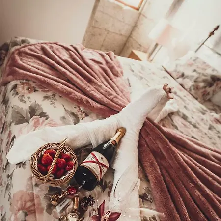 Quarto em Acomodações Particulares Azenha Do Tio Luís