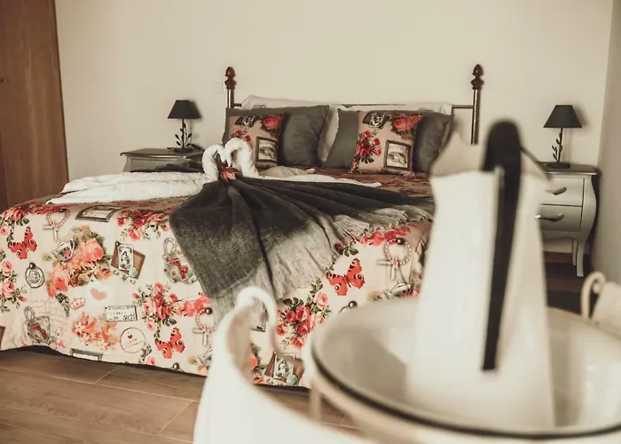 Azenha Do Tio Luís Quarto em Acomodações Particulares