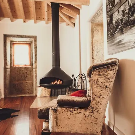 Azenha Do Tio Luis Homestay