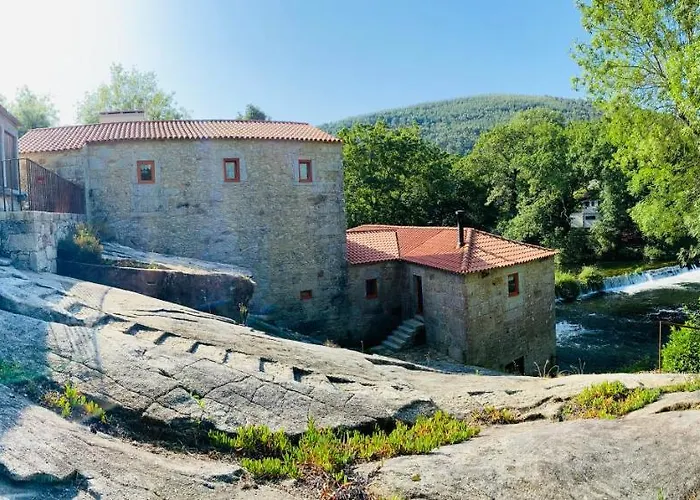 Azenha Do Tio Luis * كامينيا