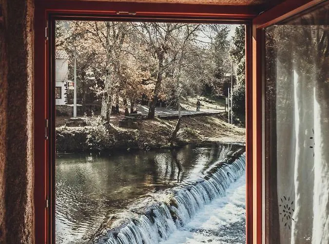 Azenha Do Tio Luis 卡米尼亚